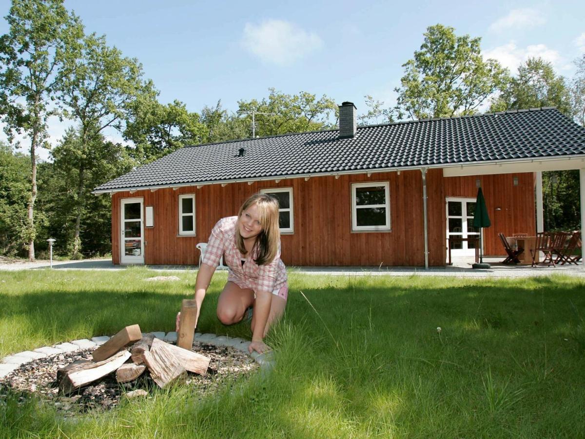 6 Person Holiday Home In Hadsund Odde Rum bild