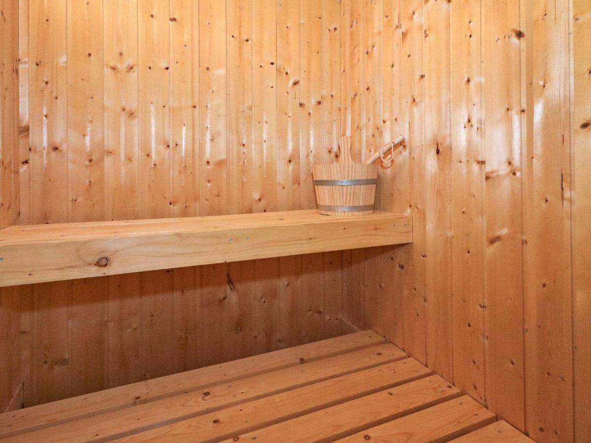 6 Person Holiday Home In Hadsund Odde Rum bild